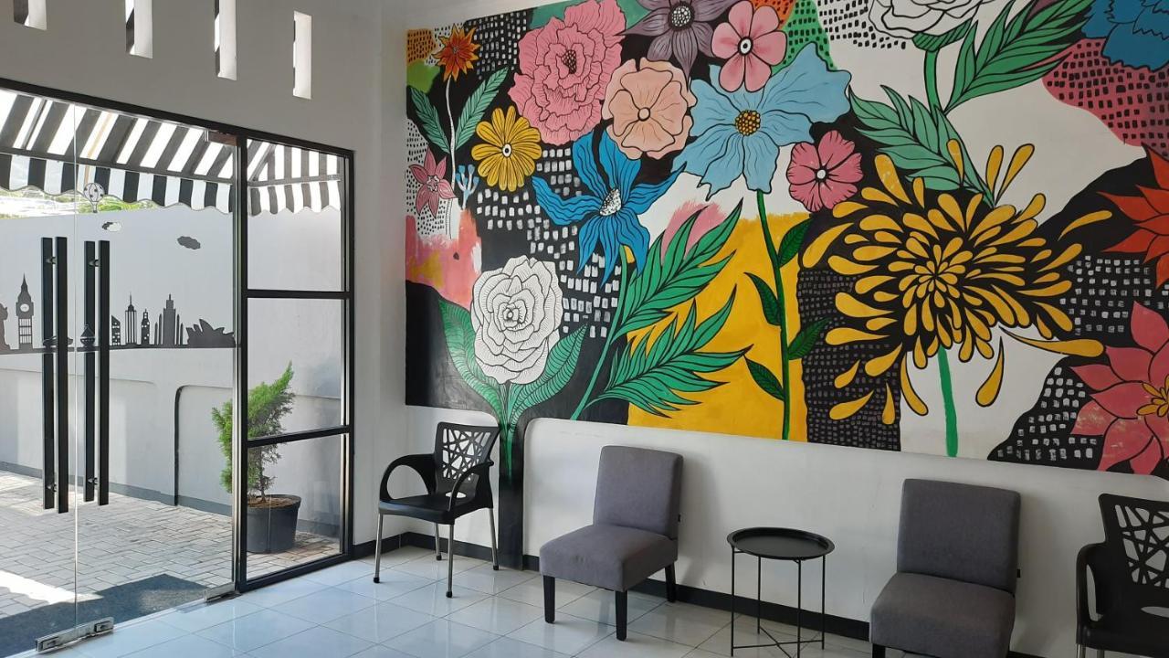 Cozy Stay Kupang Kupang  Extérieur photo