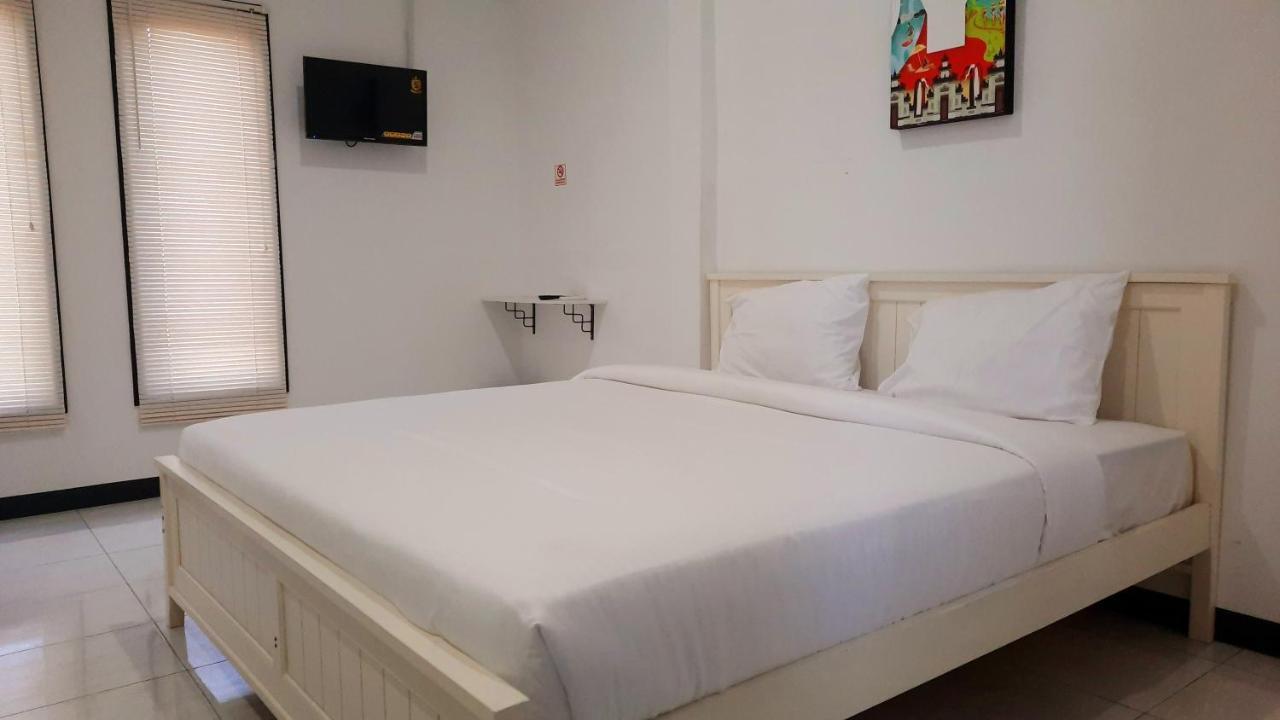 Cozy Stay Kupang Kupang  Extérieur photo