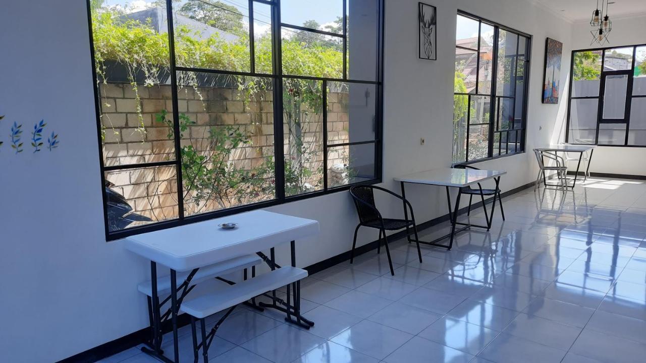 Cozy Stay Kupang Kupang  Extérieur photo
