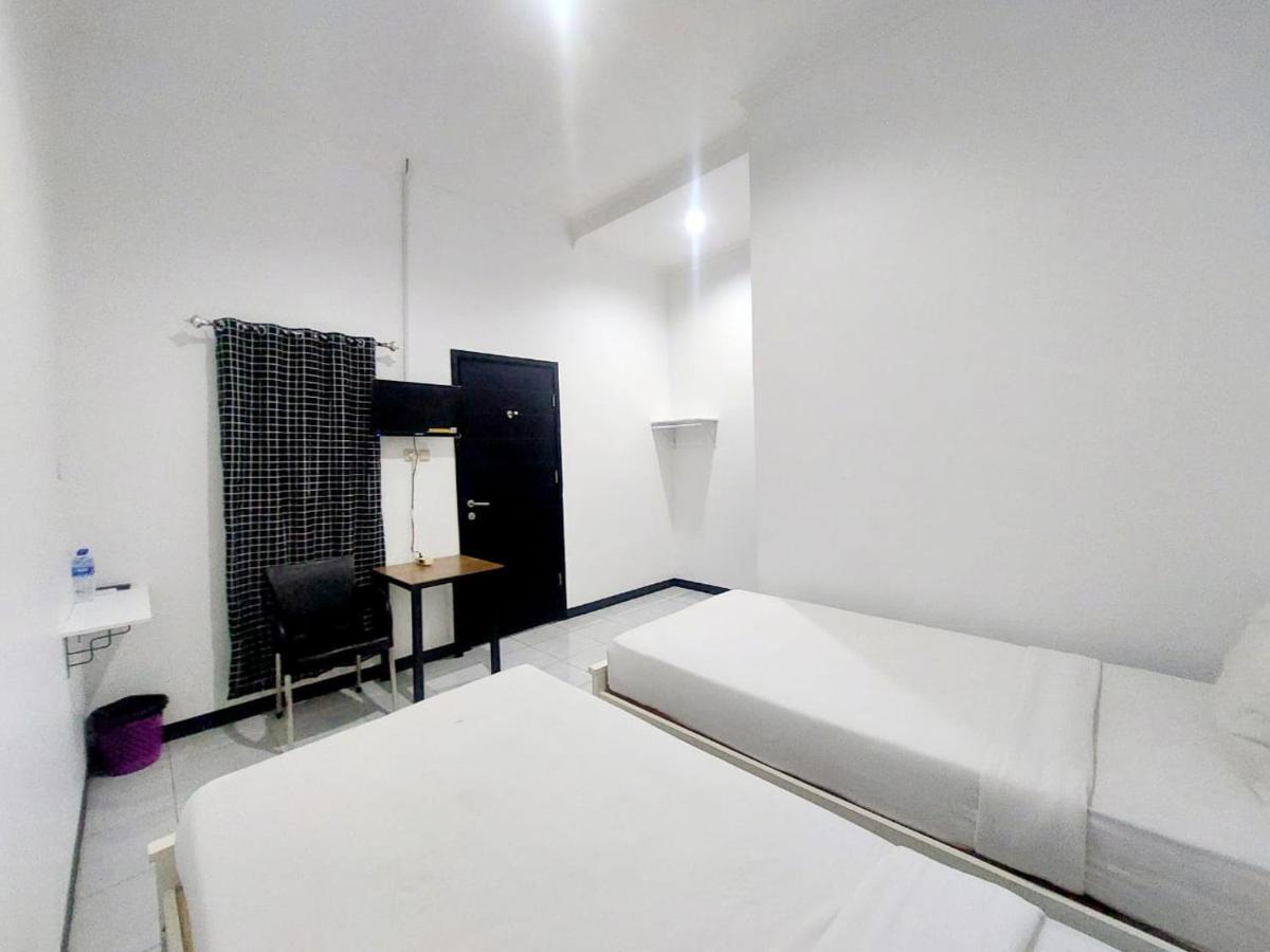 Cozy Stay Kupang Kupang  Extérieur photo