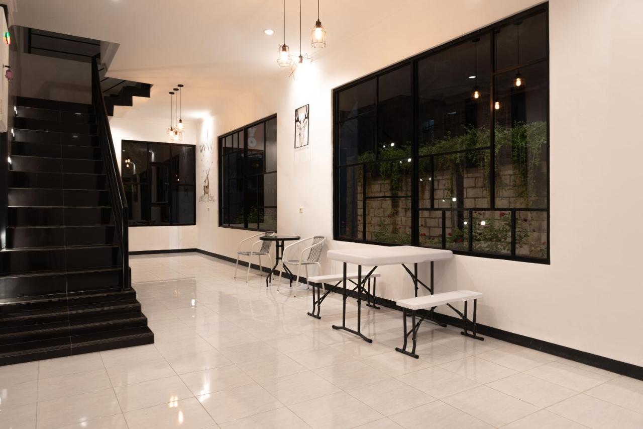 Cozy Stay Kupang Kupang  Extérieur photo